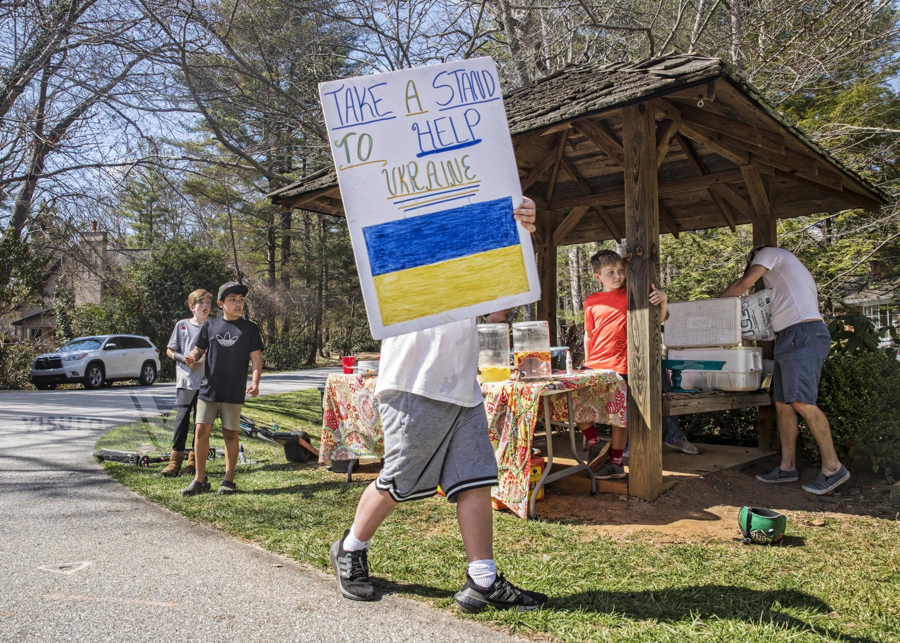 Purchase Lemonade Stand for Ukraine by Katie Linsky Shaw