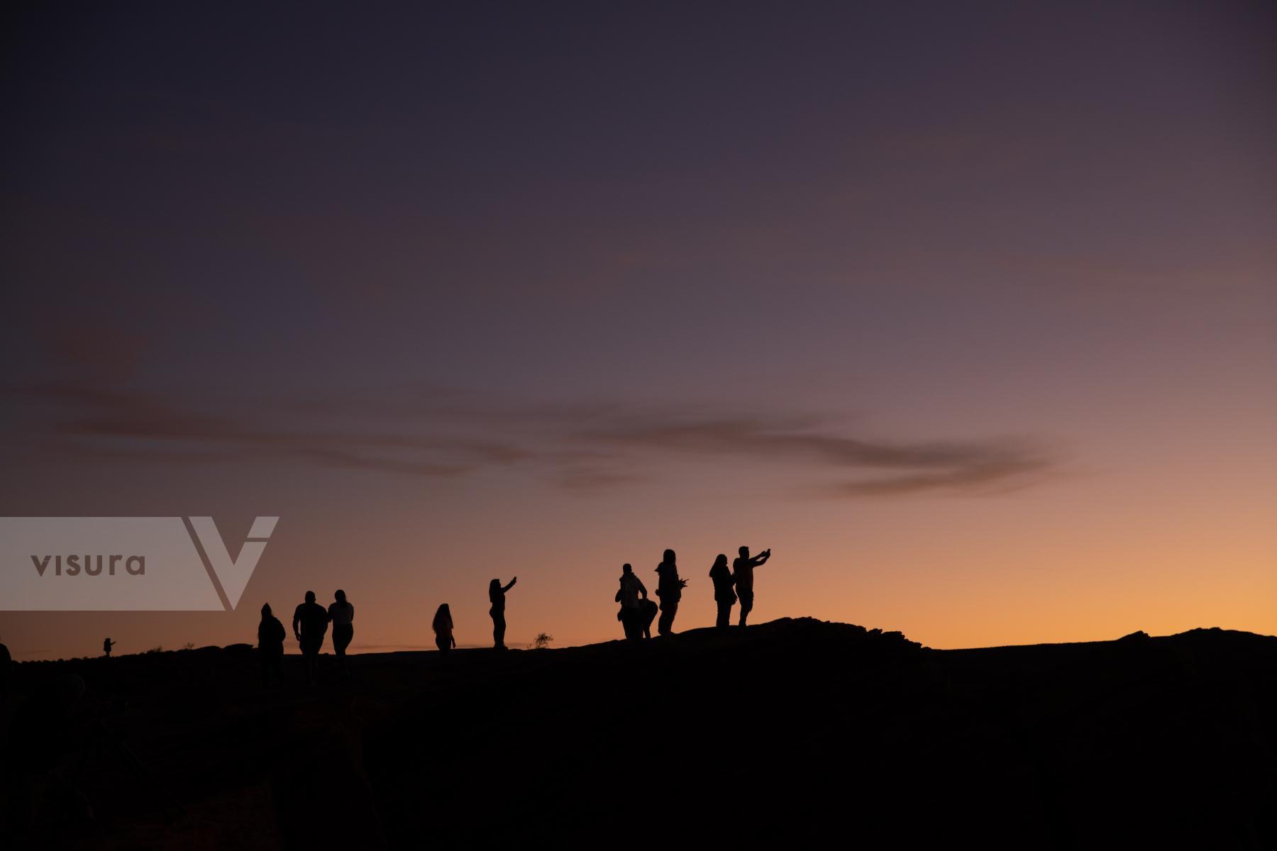 Purchase Photographing Sunsets by Katie Linsky Shaw