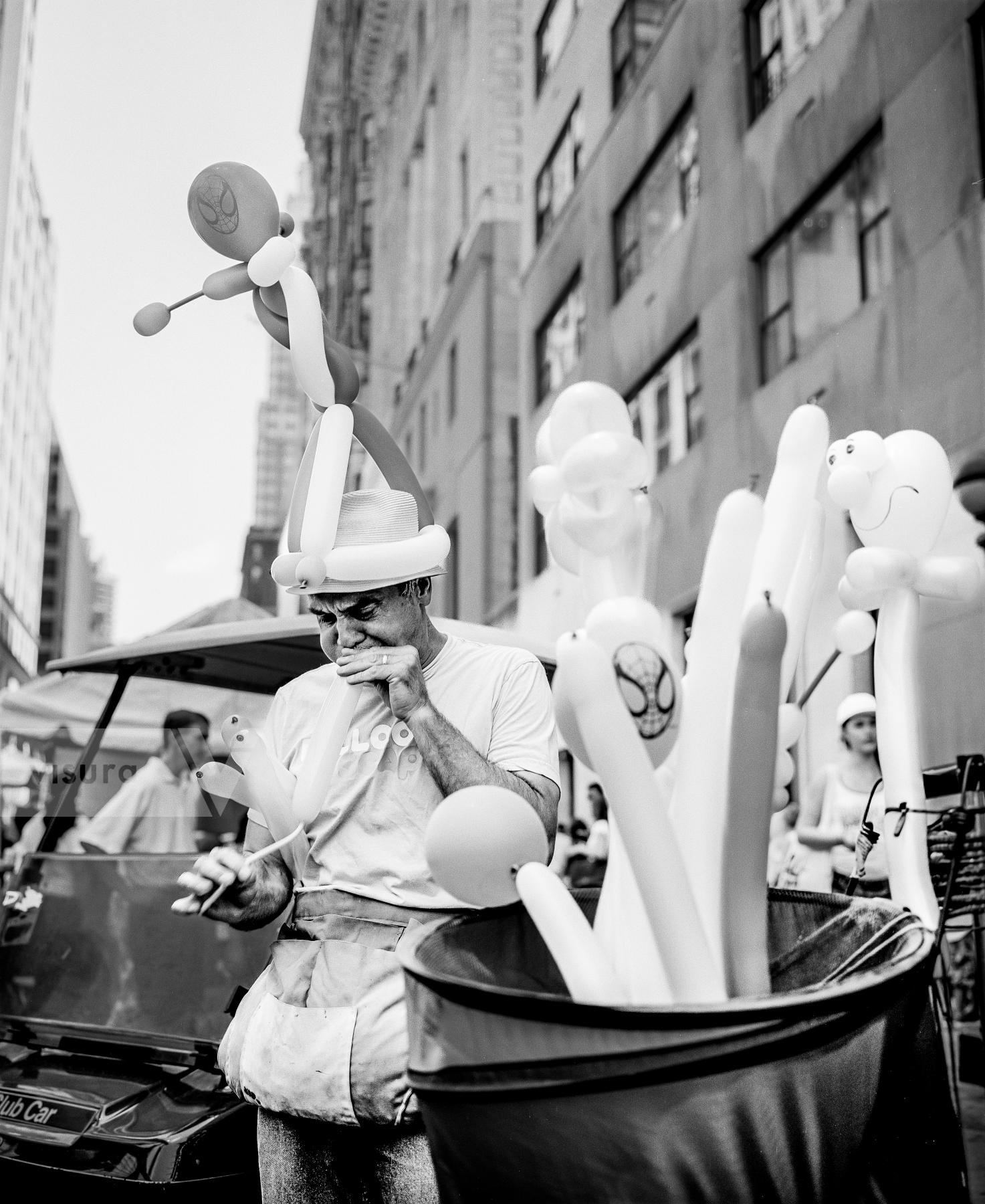 Purchase Balloon Artist 080713201 by Kenneth Nelson