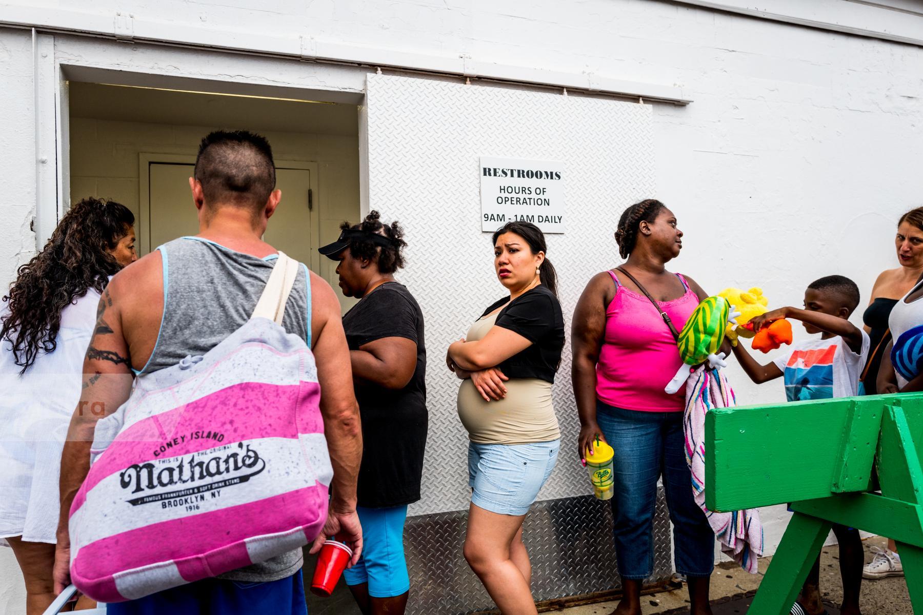 Purchase Waiting Line 160716659 by Kenneth Nelson