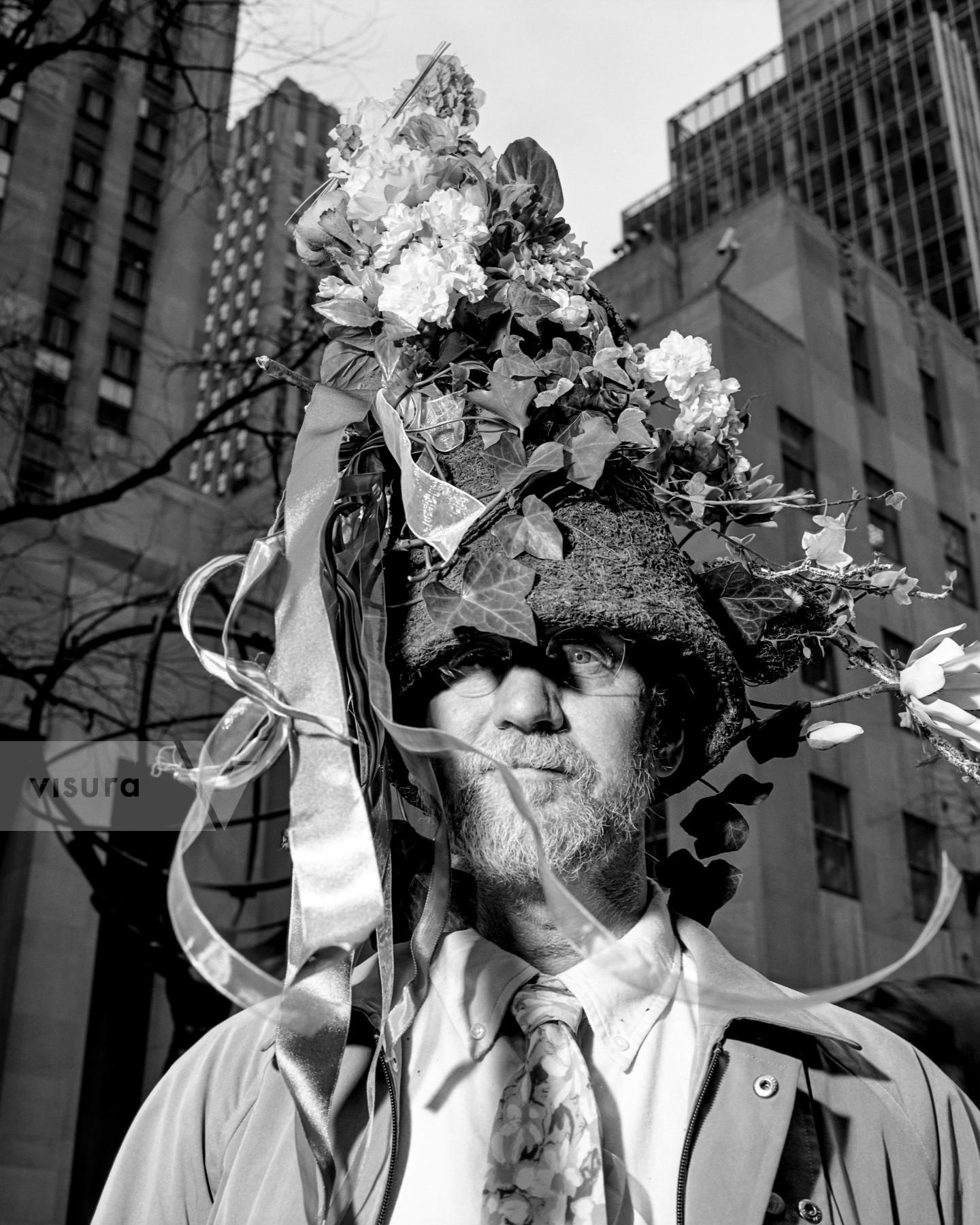 Purchase The Easter Parade 050327308' by Kenneth Nelson
