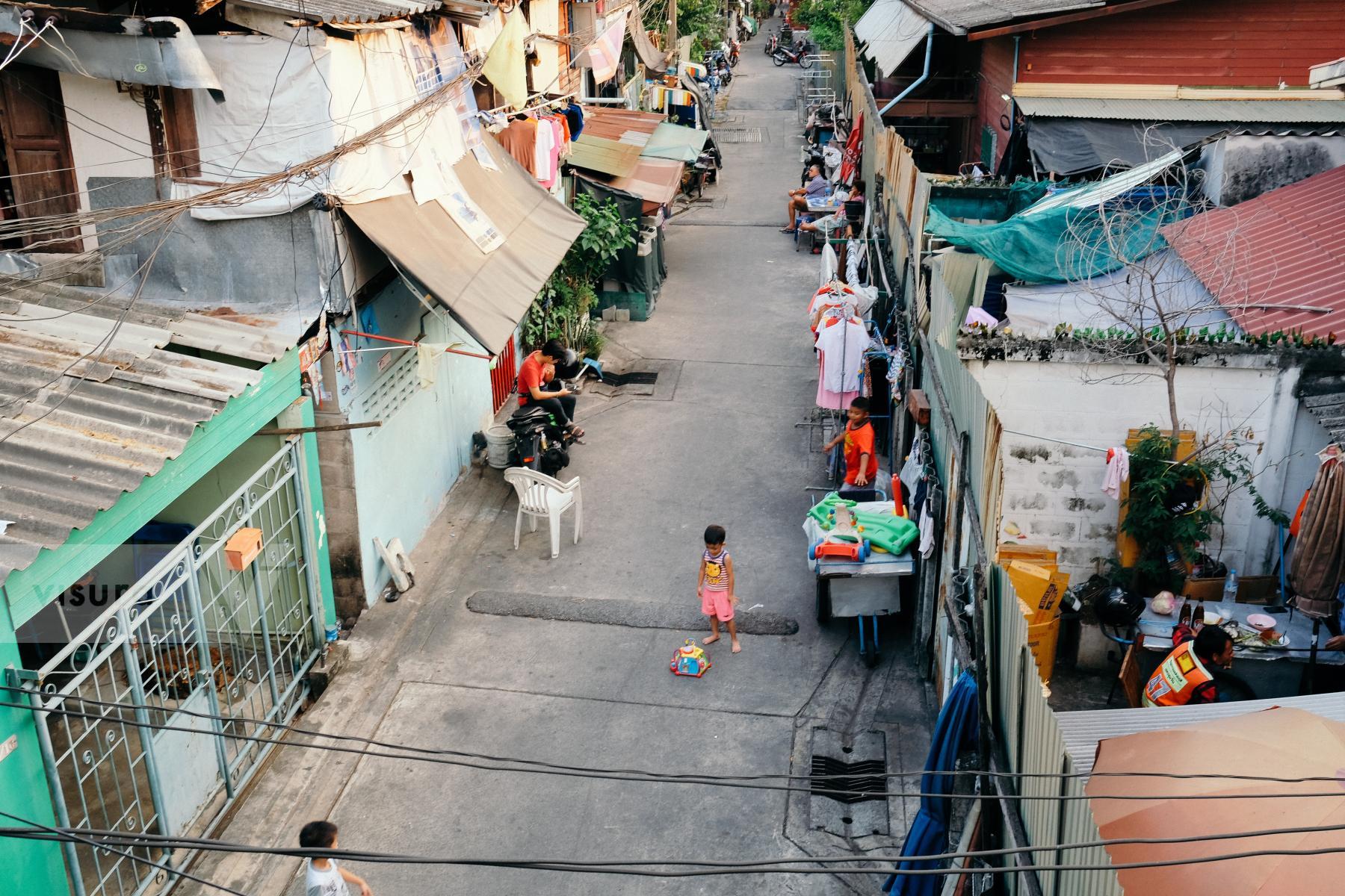 Purchase Street scene in Bangkok by Alexia Liakounakou