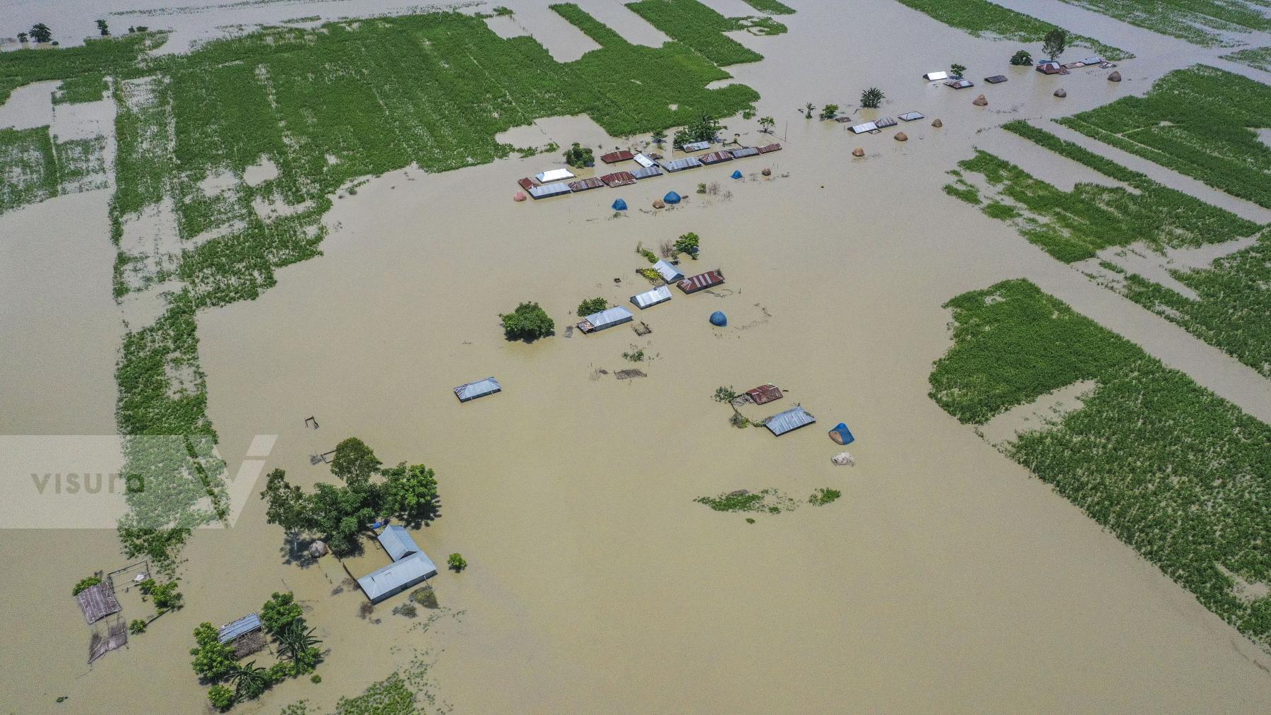 Purchase Flood in Bangladesh. by Zabed Hasnain Chowdhury