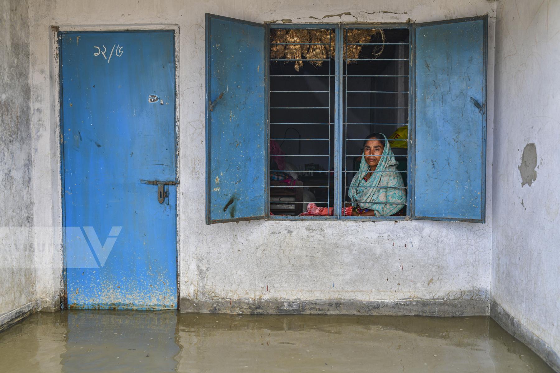 Purchase Flood in Bangladesh. by Zabed Hasnain Chowdhury