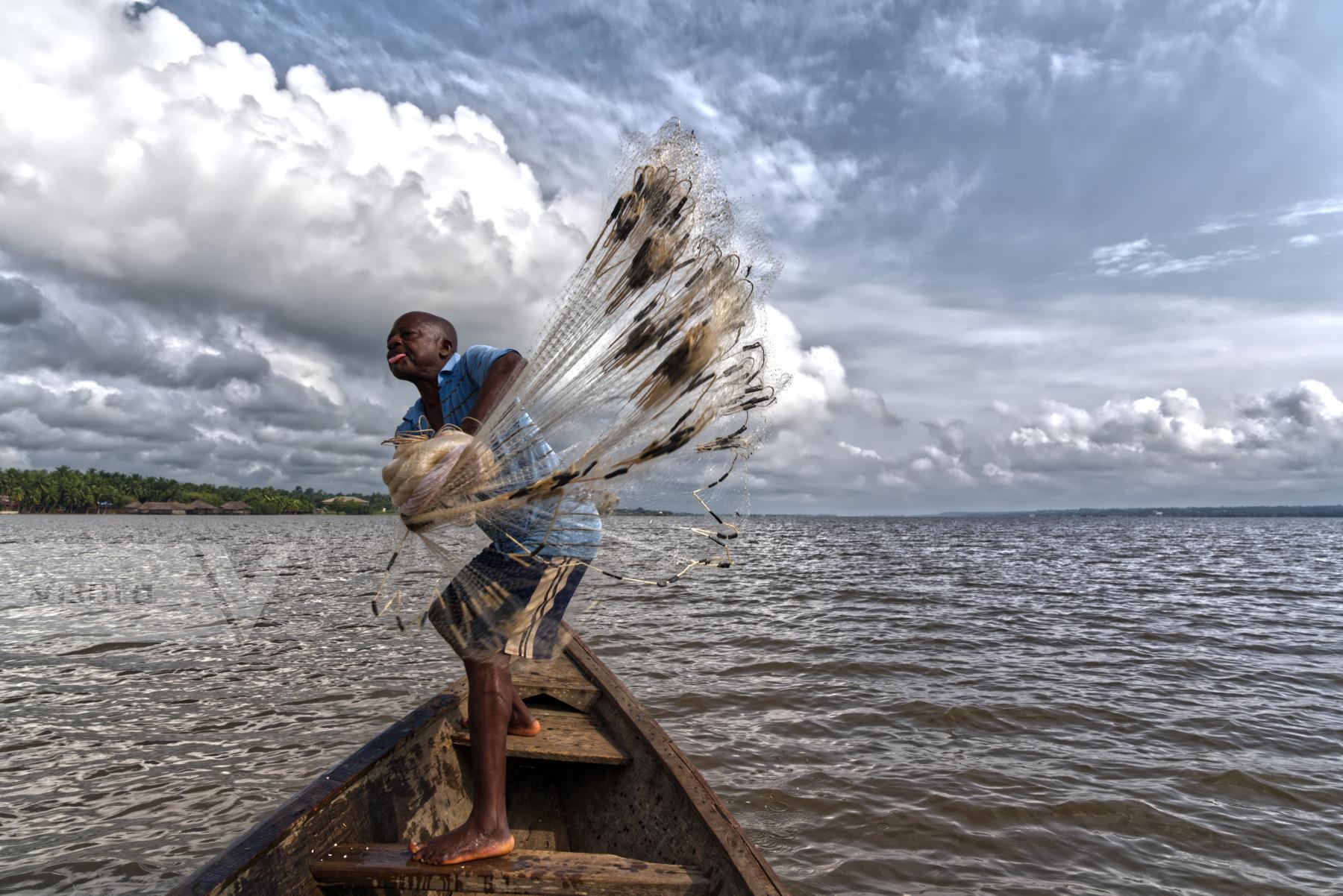 Purchase Fishing techniques - Lac Ahémé - Possotomé - Benin by Andrea Gabrieli