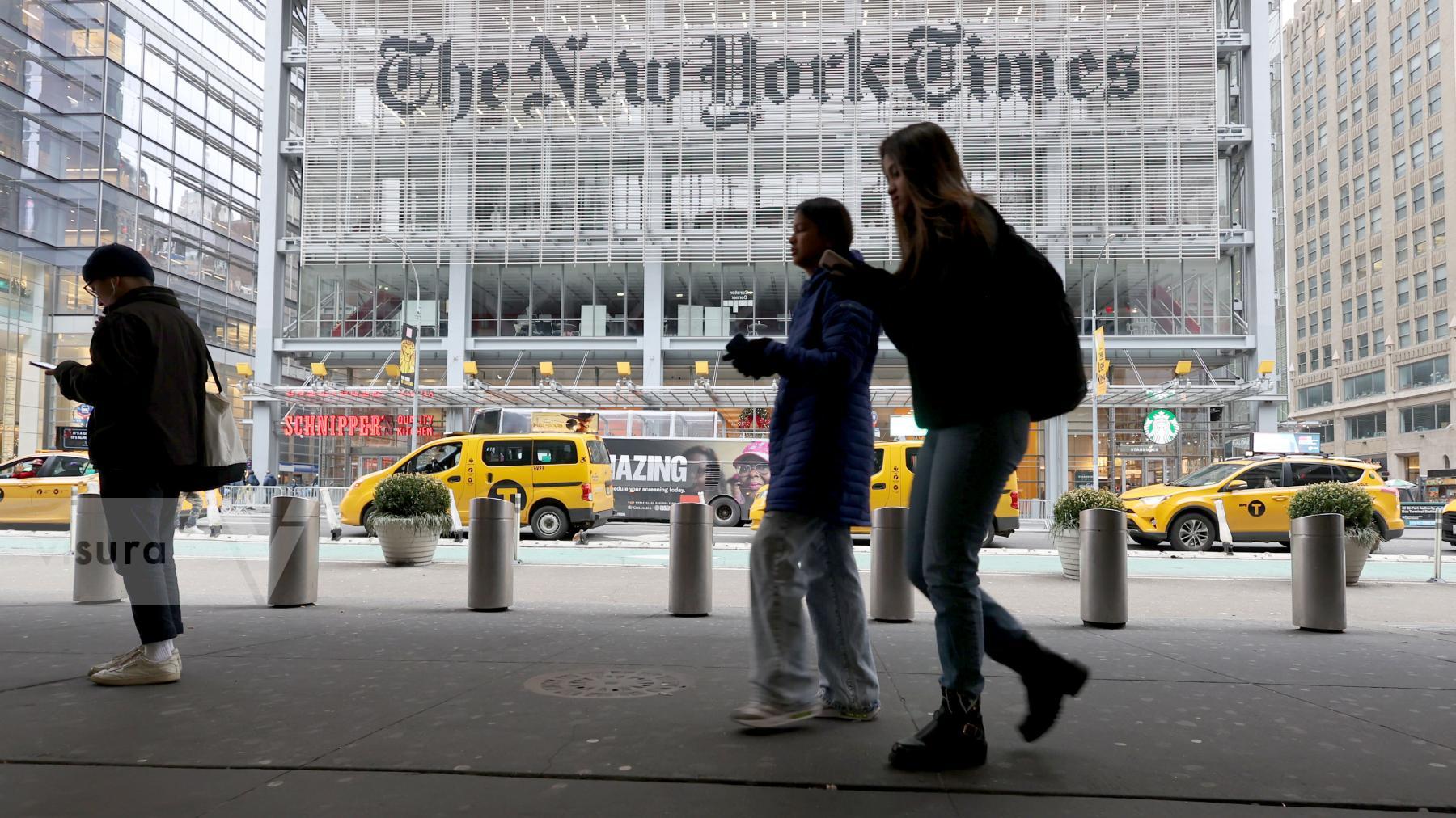 Purchase New York Times Building by Luiz C. Ribeiro