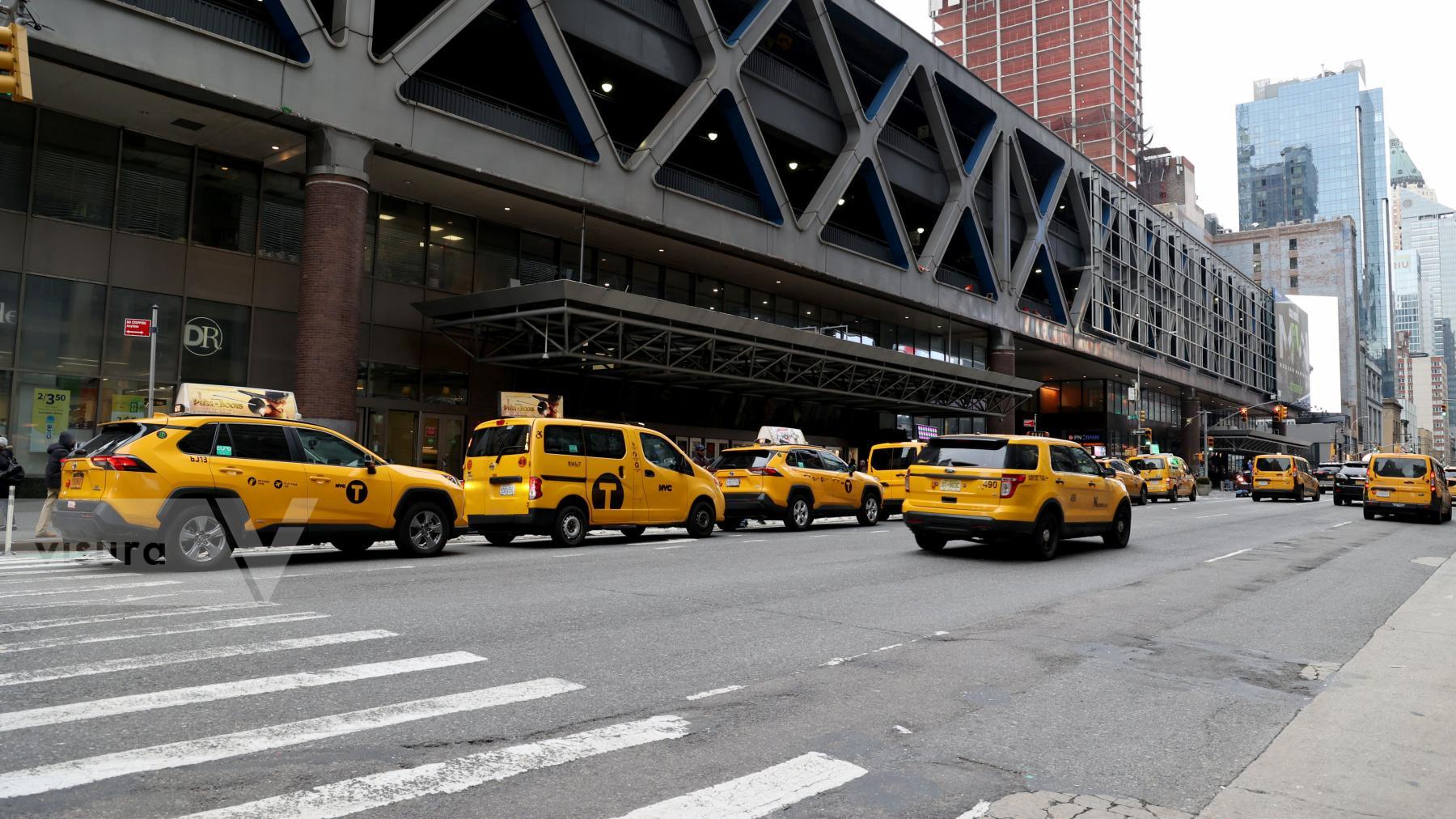 Purchase Port Authority Bus Terminal  by Luiz C. Ribeiro