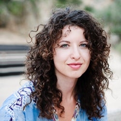 Profile Photo of Dina Litovsky